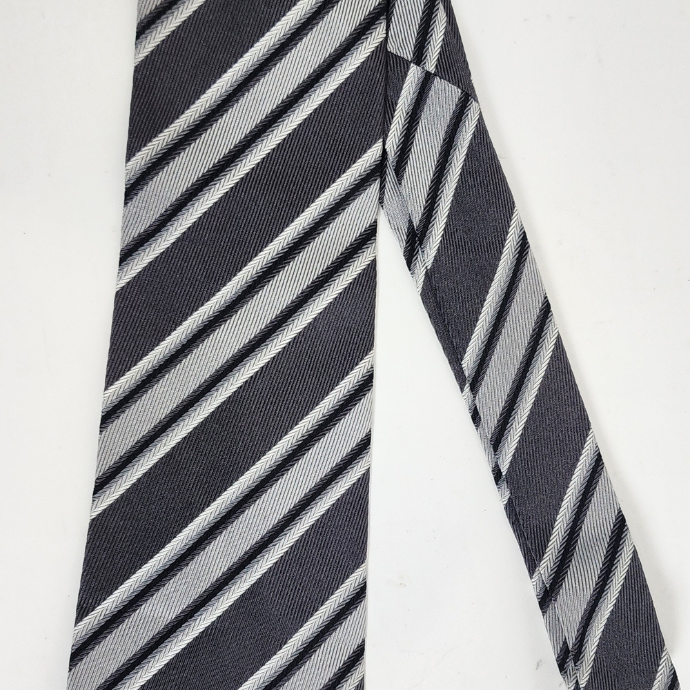 Vintage Gianni Versace Silk Neck Tie Made in Italy Black Gray Striped‎